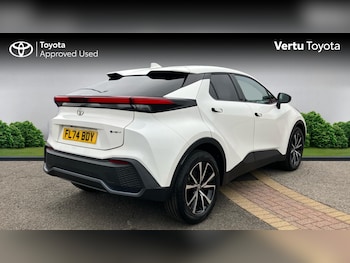 Used Toyota C-HR 2024 for sale - 76183127: Photo 2