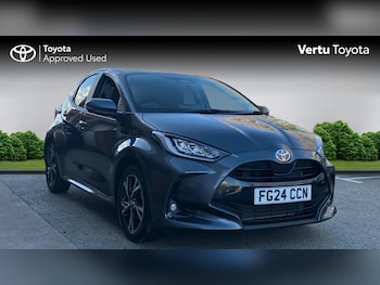 Used Toyota Yaris 2024 for sale - 77830459: Photo