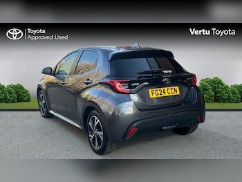 Used Toyota Yaris 2024 for sale - 77830459: Photo