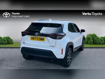 Used Toyota Yaris Cross 2023 for sale - 79812410: Photo