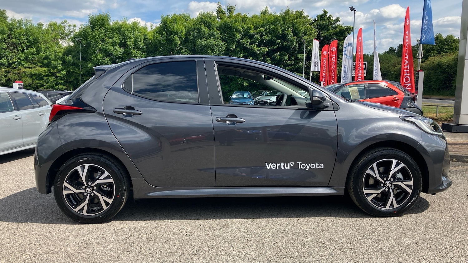 Used Toyota Yaris 2025 for sale - 76157068: Photo 16