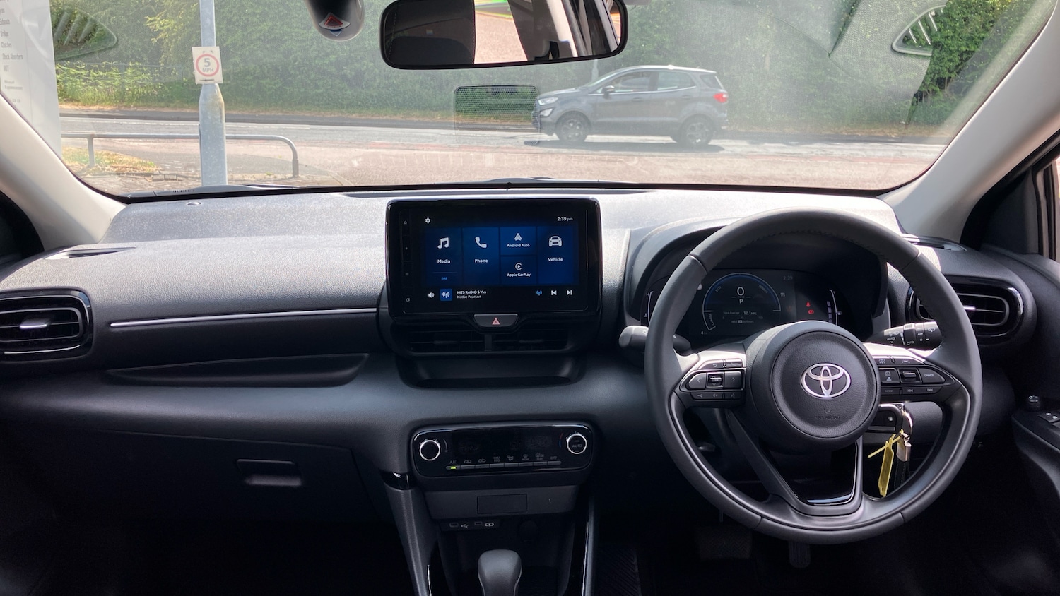 Used Toyota Yaris 2025 for sale - 76157068: Photo 5