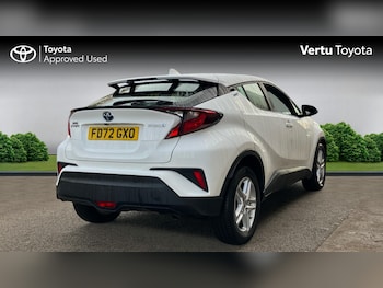 Used Toyota C-HR 2023 for sale - 76796802: Photo