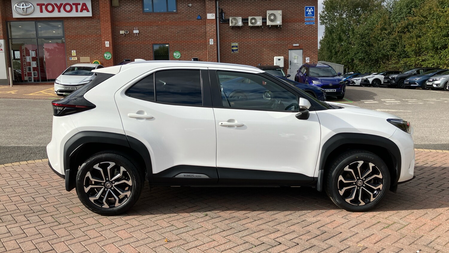 Used Toyota Yaris Cross 2022 for sale - 76115777: Photo 16