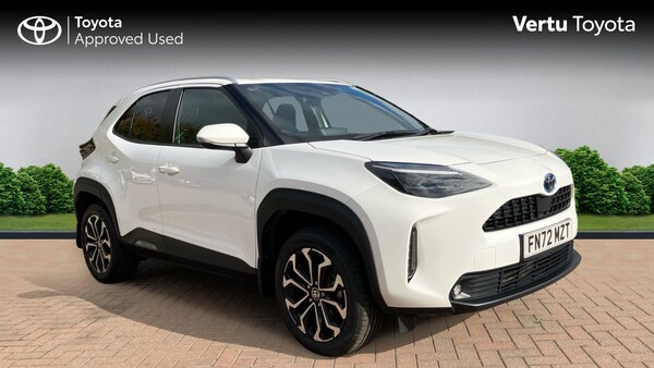 Used Toyota Yaris Cross 2022 for sale - 76115777: Photo 1