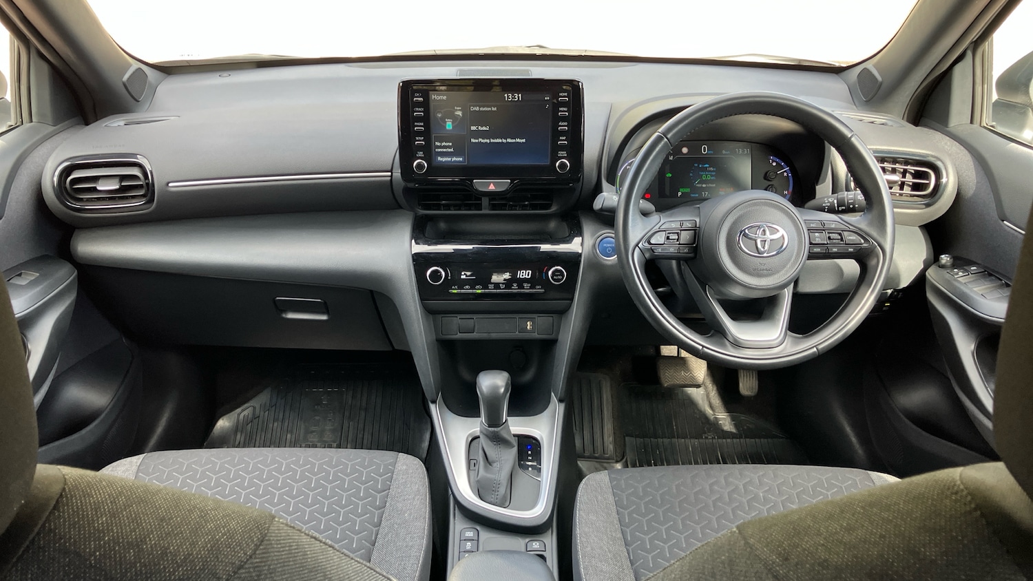 Used Toyota Yaris Cross 2022 for sale - 76115777: Photo 5