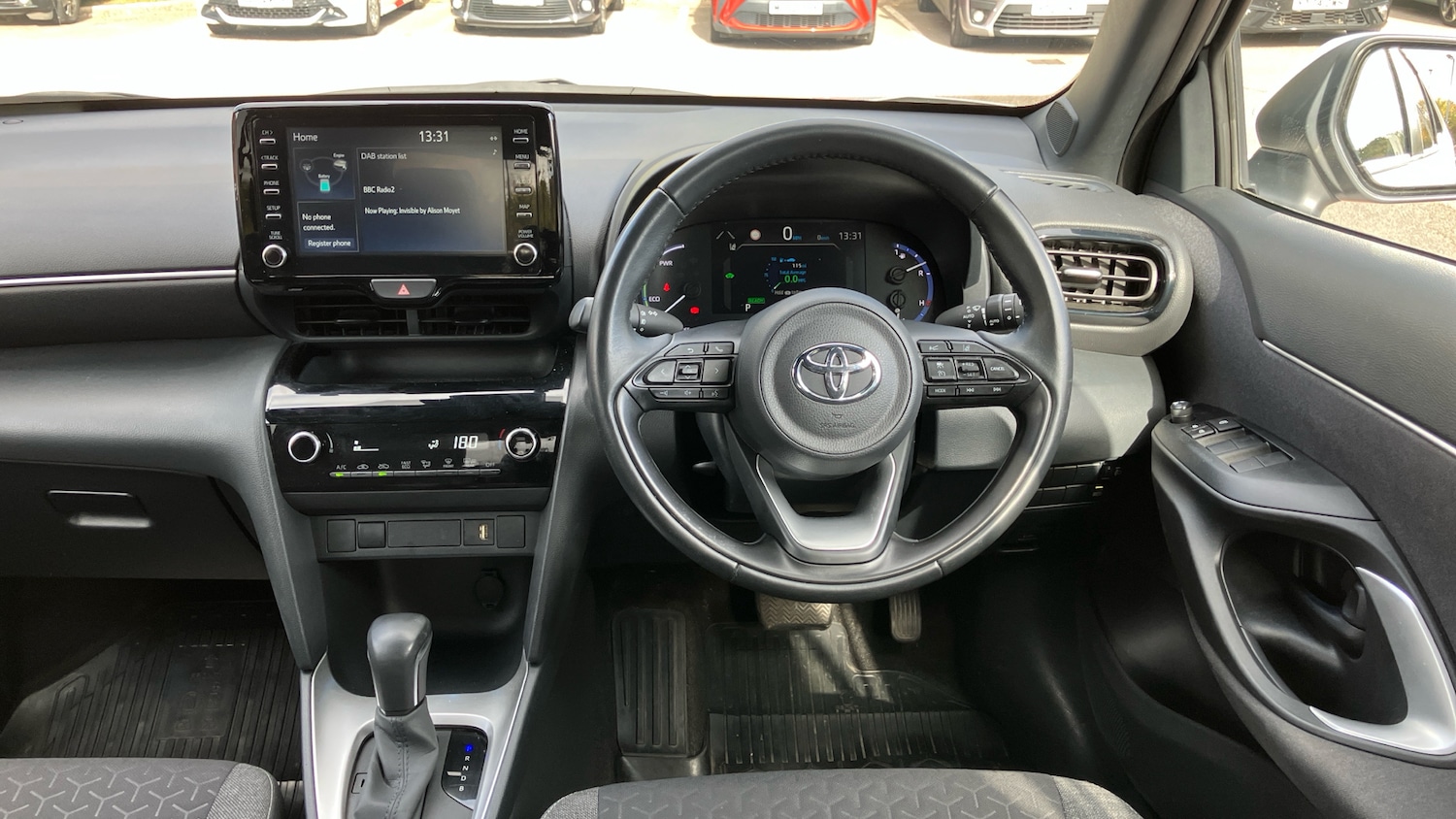 Used Toyota Yaris Cross 2022 for sale - 76115777: Photo 6