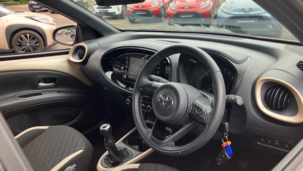 Used Toyota Aygo X 2022 for sale - 75791226: Photo 36
