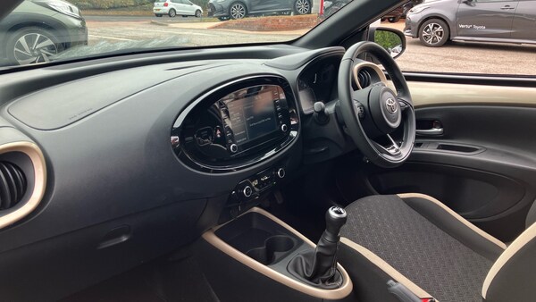 Used Toyota Aygo X 2022 for sale - 75791226: Photo 38
