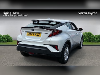 Used Toyota C-HR 2023 for sale - 78804097: Photo
