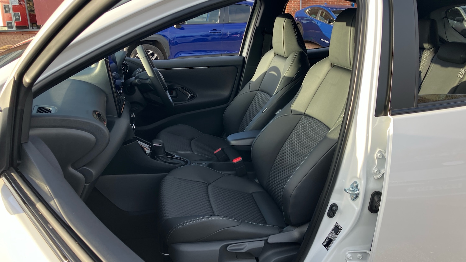 Used Toyota Yaris 2025 for sale - 76959783: Photo 43