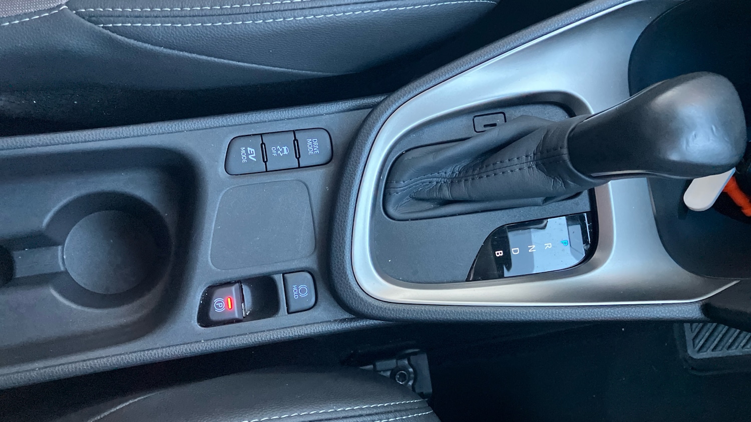 Used Toyota Yaris Cross 2024 for sale - 77105176: Photo 51