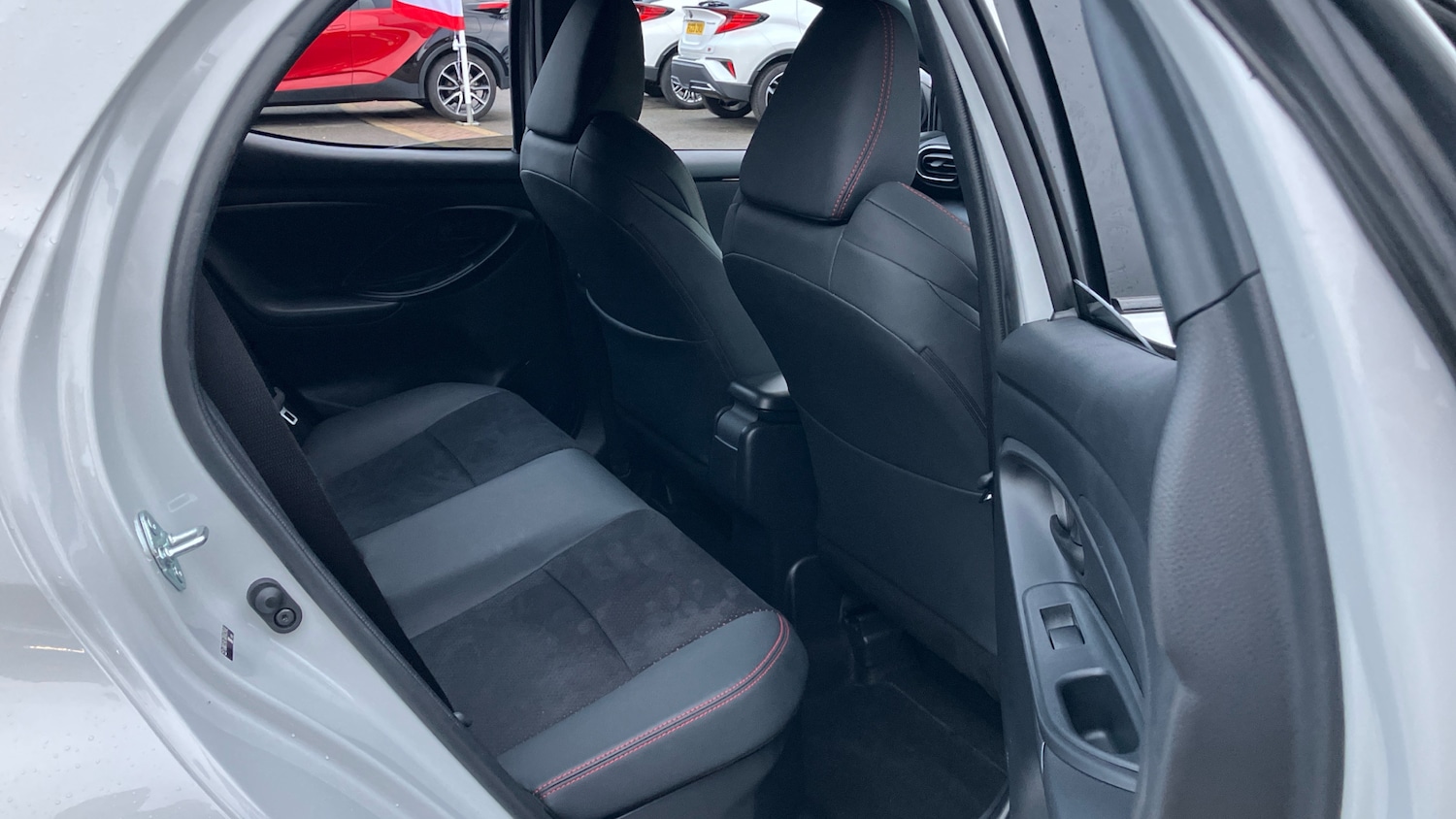 Used Toyota Yaris 2024 for sale - 77004175: Photo 12