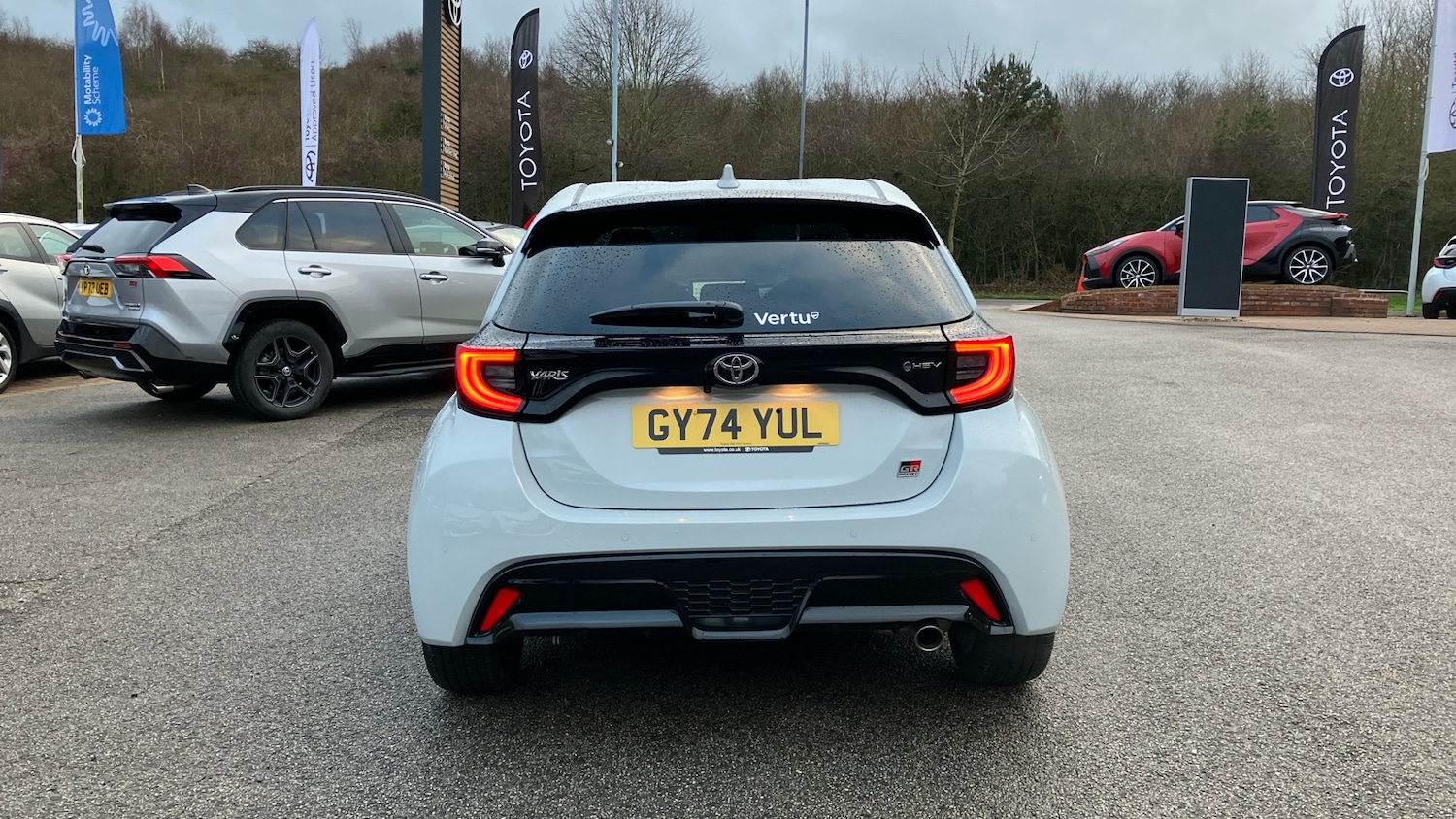 Used Toyota Yaris 2024 for sale - 77004175: Photo 19