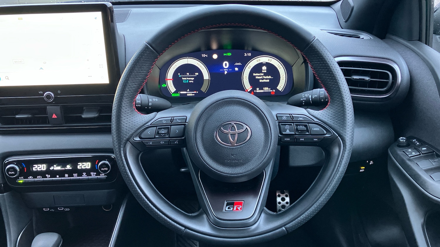 Used Toyota Yaris 2024 for sale - 77004175: Photo 8