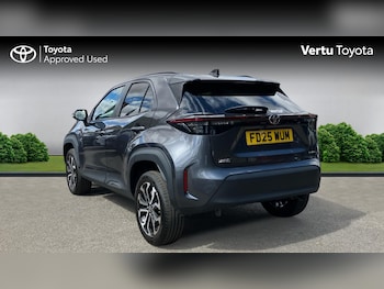 Used Toyota Yaris Cross 2025 for sale - 79240413: Photo