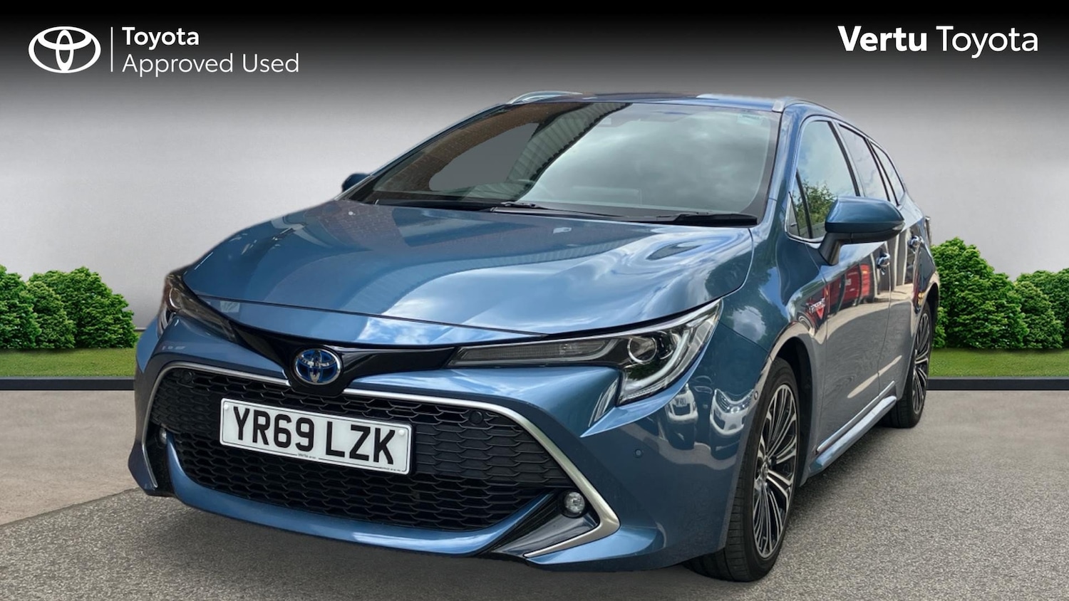 2019 Toyota Corolla 1.8 VVT-i Hybrid Excel 5dr CVT Hybrid Estate Estate Hybrid A - Picture 3 of 24