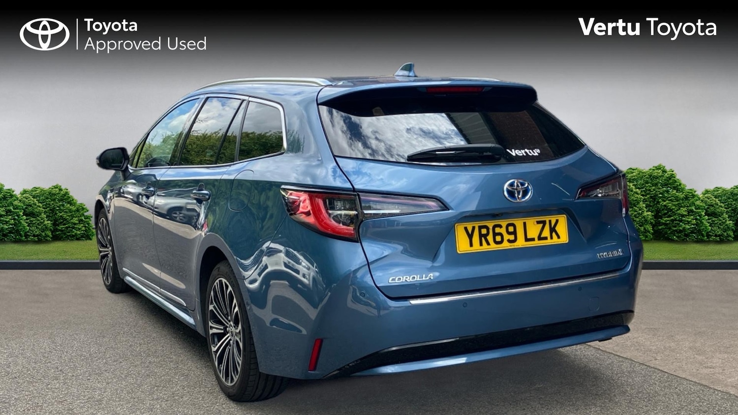 2019 Toyota Corolla 1.8 VVT-i Hybrid Excel 5dr CVT Hybrid Estate Estate Hybrid A - Picture 4 of 24