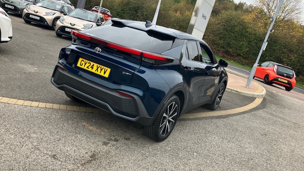 Used Toyota C-HR 2024 for sale - 76117330: Photo 31