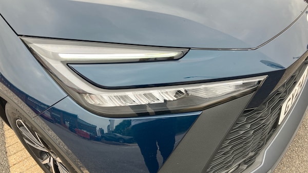 Used Toyota C-HR 2024 for sale - 76117330: Photo 32