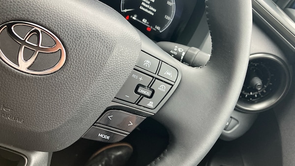 Used Toyota C-HR 2024 for sale - 76117330: Photo 46