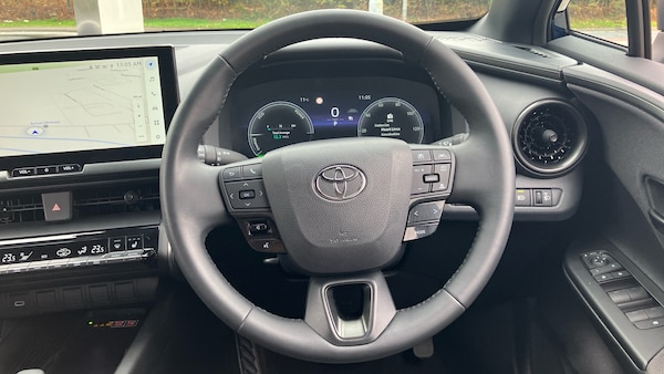 Used Toyota C-HR 2024 for sale - 76117330: Photo 6
