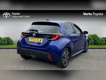 Used Toyota Yaris 2023 for sale - 77818701: Photo