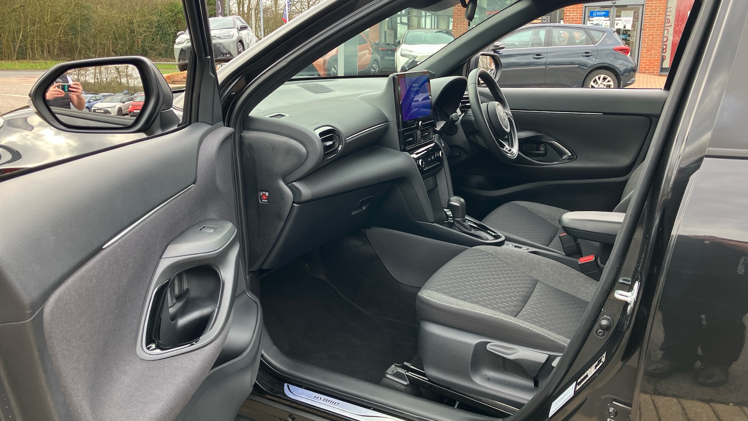 Used Toyota Yaris Cross 2025 for sale - 77640006: Photo 10