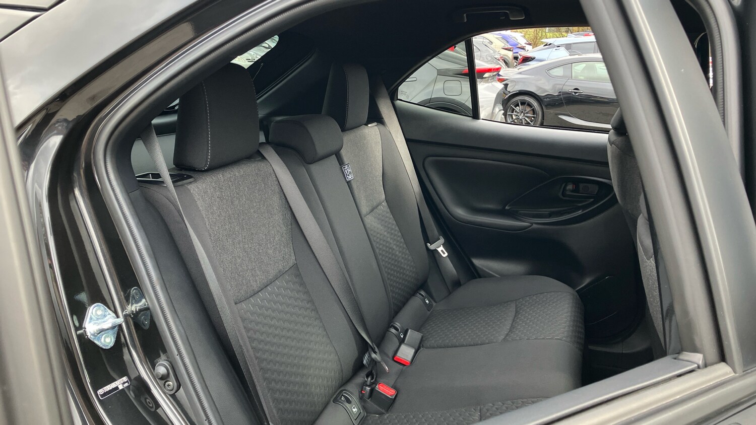 Used Toyota Yaris Cross 2025 for sale - 77640006: Photo 39