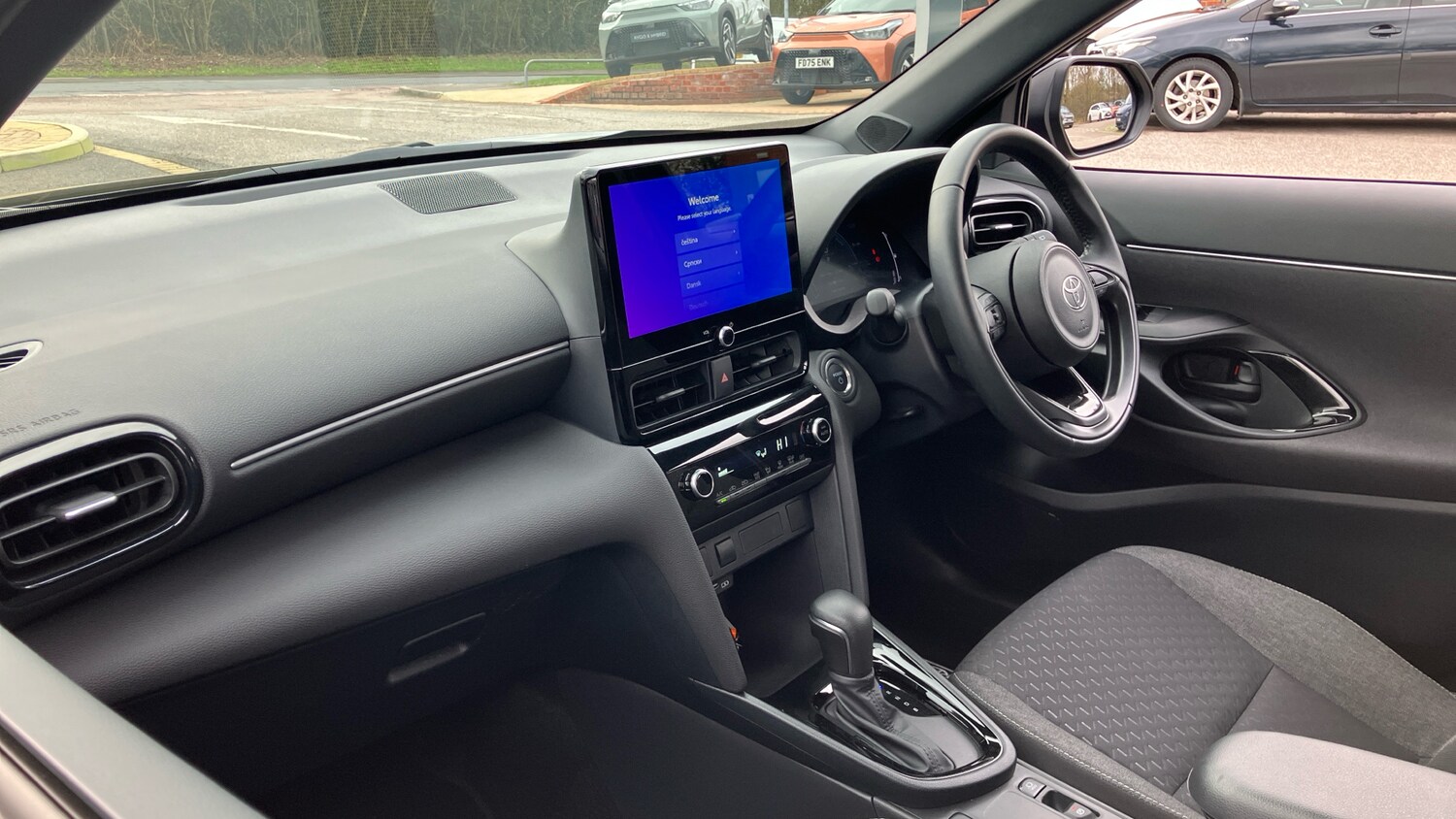 Used Toyota Yaris Cross 2025 for sale - 77640006: Photo 42