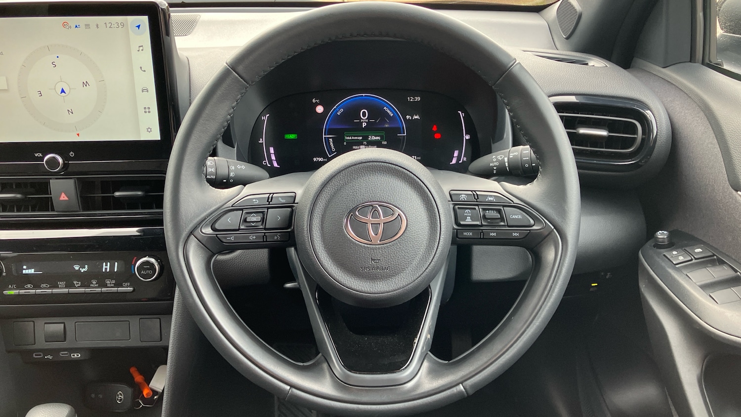 Used Toyota Yaris Cross 2025 for sale - 77640006: Photo 8
