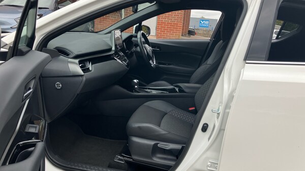 Used Toyota C-HR 2022 for sale - 76205958: Photo 10