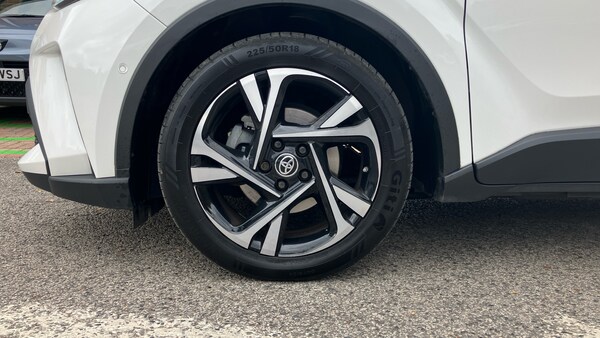 Used Toyota C-HR 2022 for sale - 76205958: Photo 18