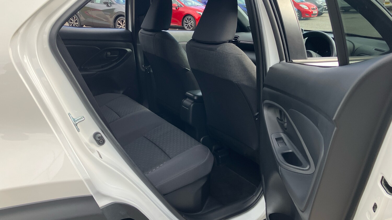 Used Toyota Yaris Cross 2025 for sale - 76038119: Photo 12