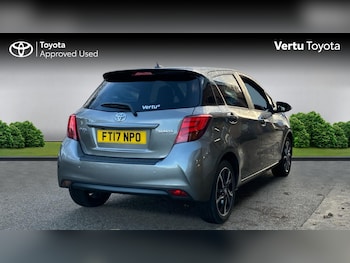 Used Toyota Yaris 2017 for sale - 76693244: Photo