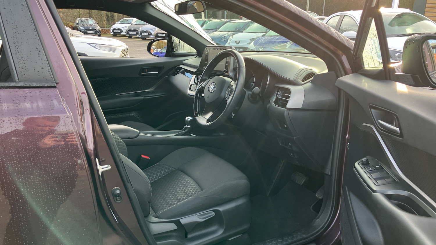 Used Toyota C-HR 2022 for sale - 76796828: Photo 11