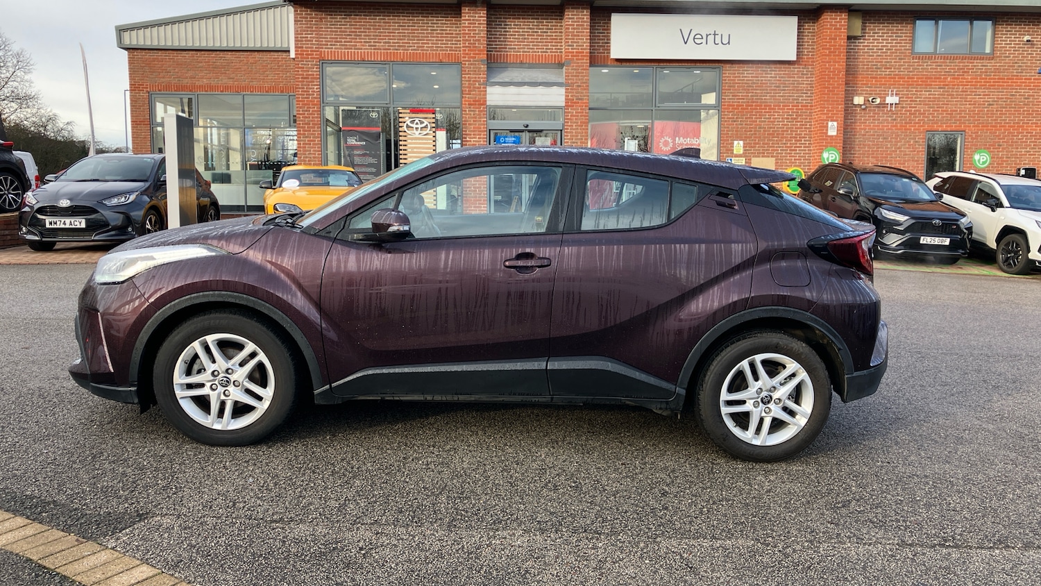 Used Toyota C-HR 2022 for sale - 76796828: Photo 17