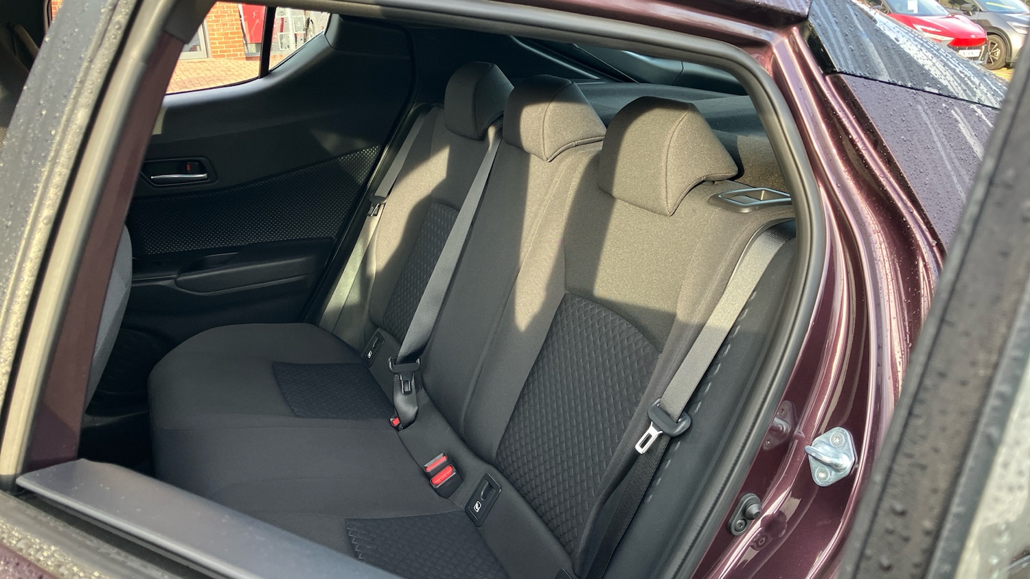 Used Toyota C-HR 2022 for sale - 76796828: Photo 42