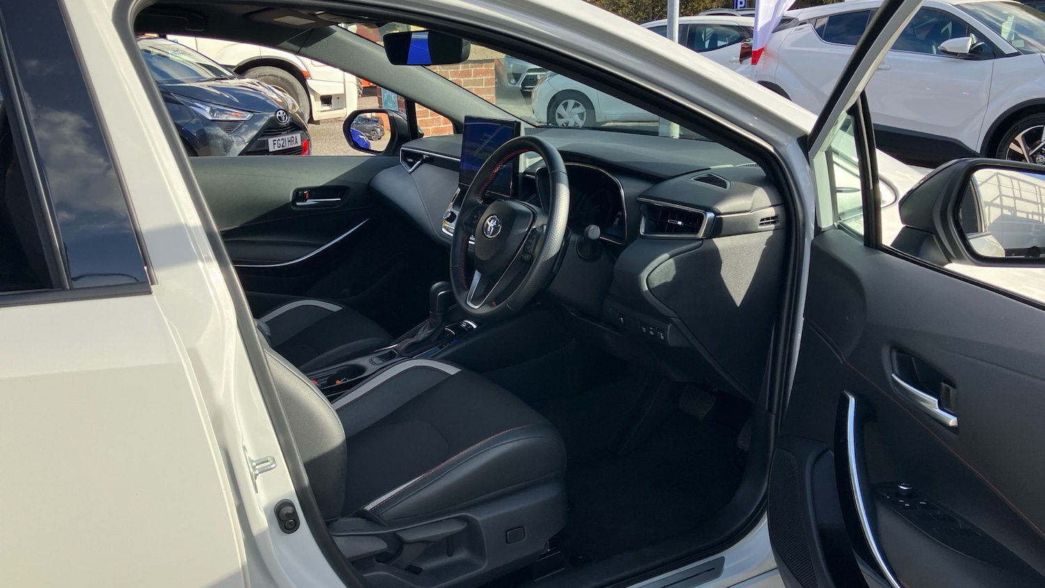 Used Toyota Corolla 2023 for sale - 76352950: Photo 11