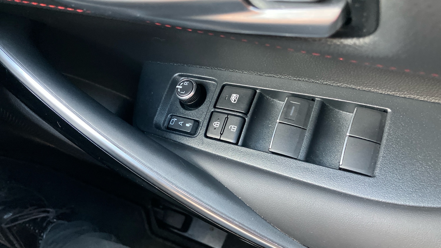 Used Toyota Corolla 2023 for sale - 76352950: Photo 48