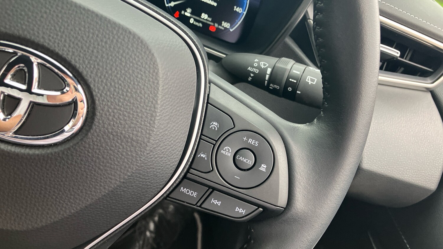 Used Toyota Corolla 2023 for sale - 76079676: Photo 47