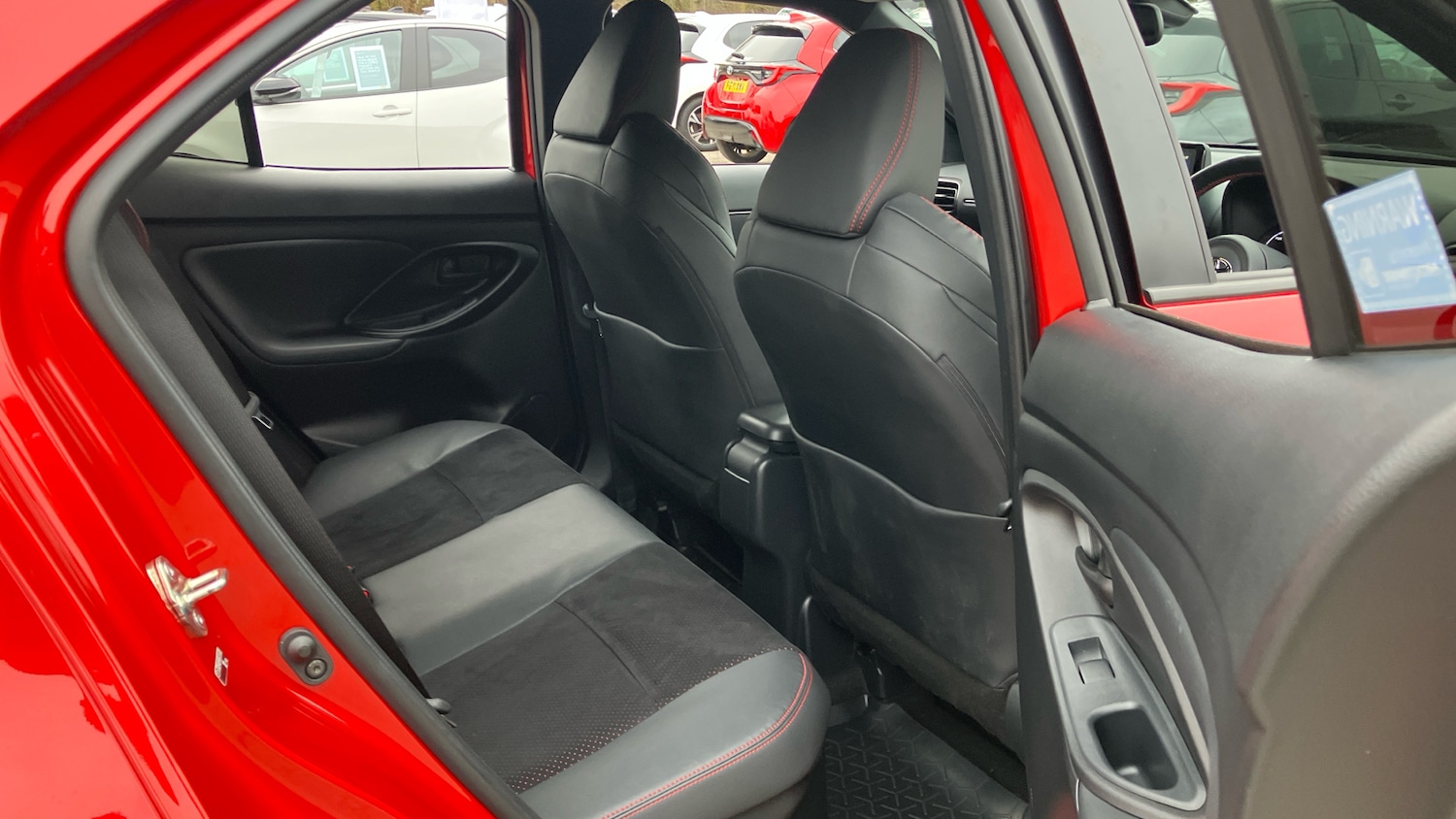 Used Toyota Yaris Cross 2023 for sale - 77068953: Photo 12