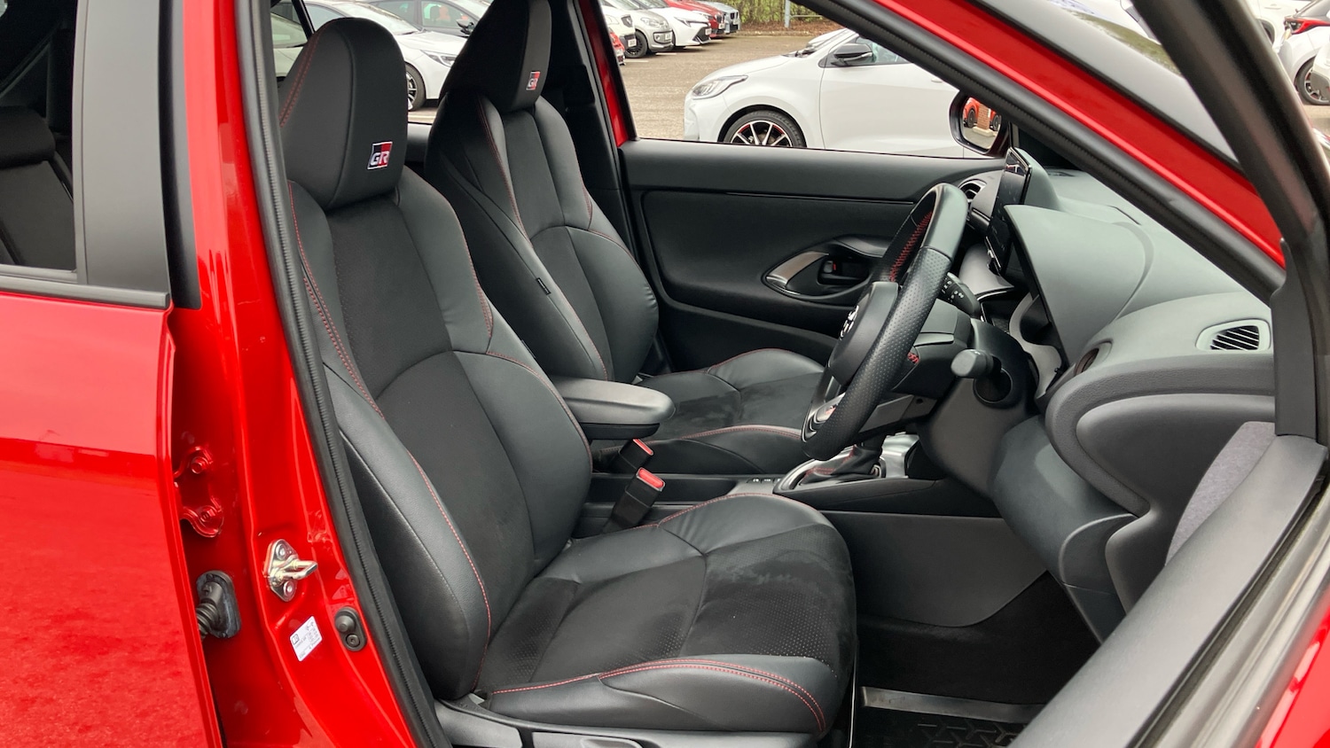 Used Toyota Yaris Cross 2023 for sale - 77068953: Photo 40