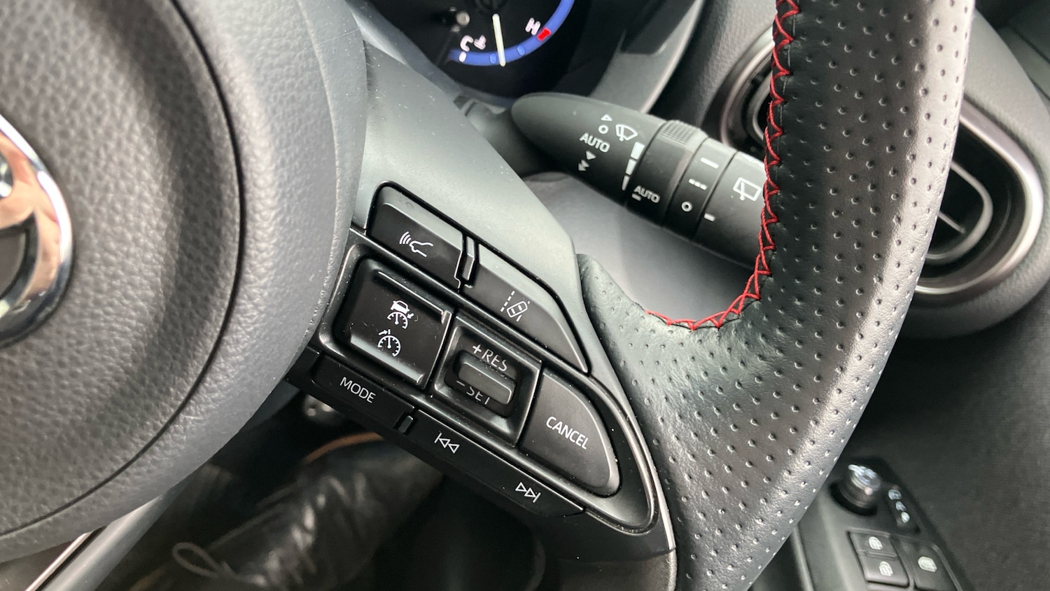 Used Toyota Yaris Cross 2023 for sale - 77068953: Photo 47