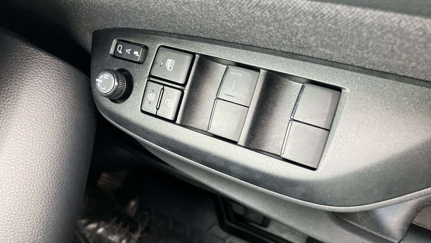 Used Toyota Yaris Cross 2023 for sale - 77068953: Photo 49