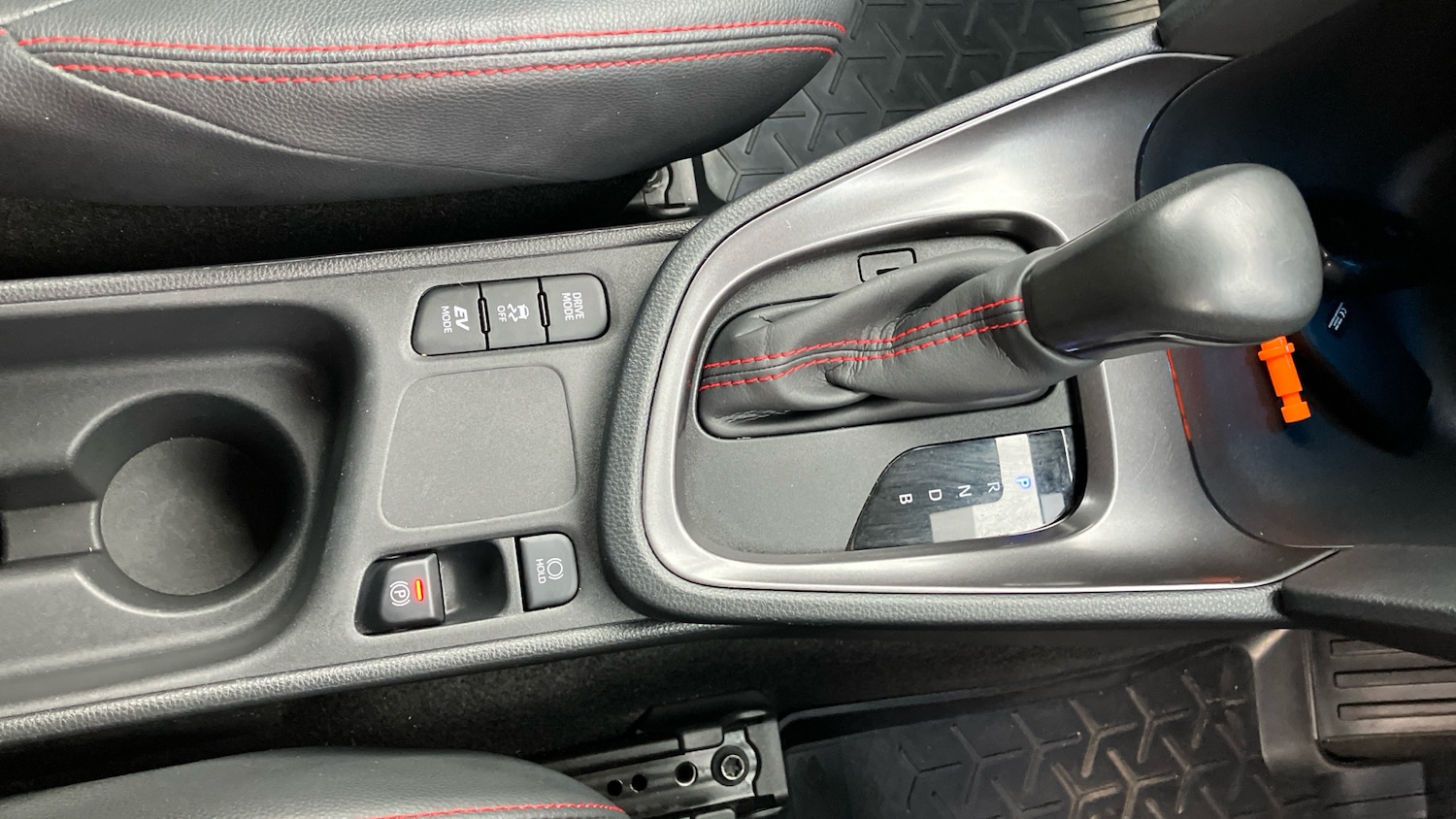 Used Toyota Yaris Cross 2023 for sale - 77068953: Photo 50