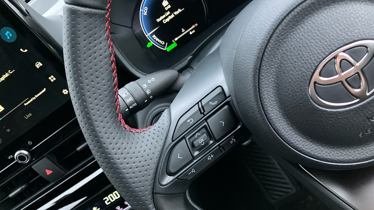 Used Toyota Yaris Cross 2025 for sale - 77893190: Photo 45