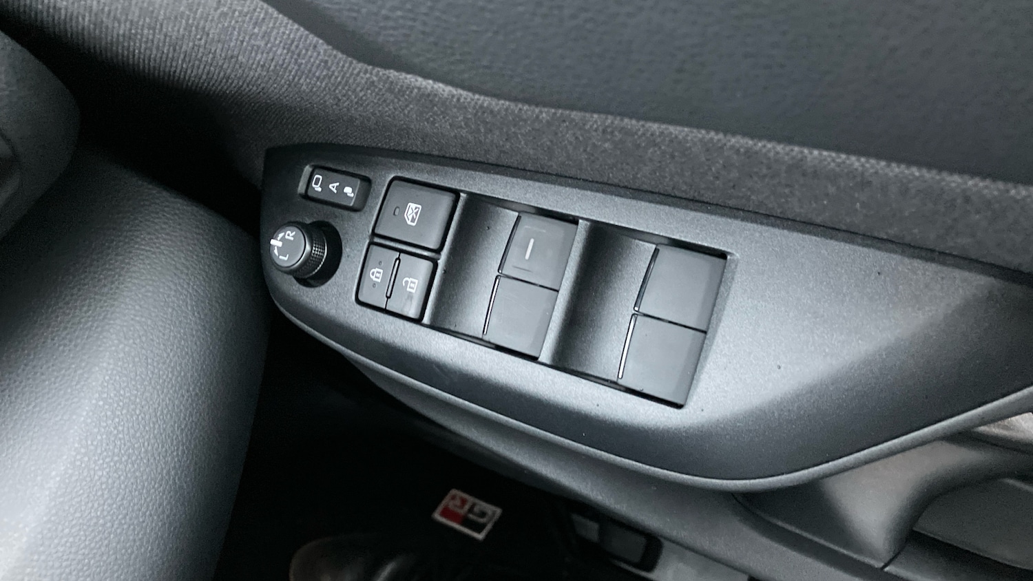 Used Toyota Yaris Cross 2025 for sale - 77893190: Photo 48