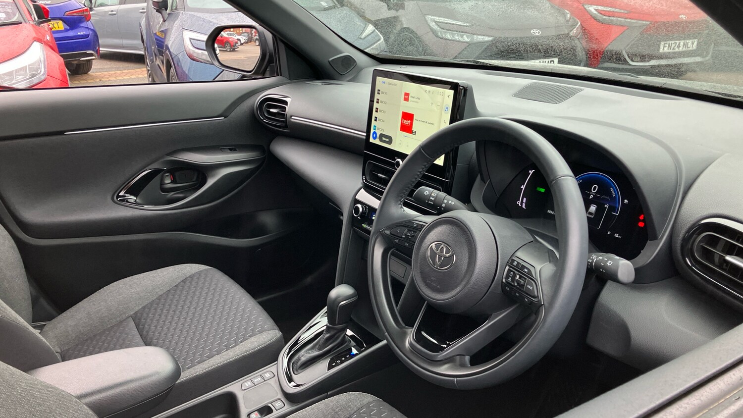Used Toyota Yaris Cross 2024 for sale - 77528527: Photo 41