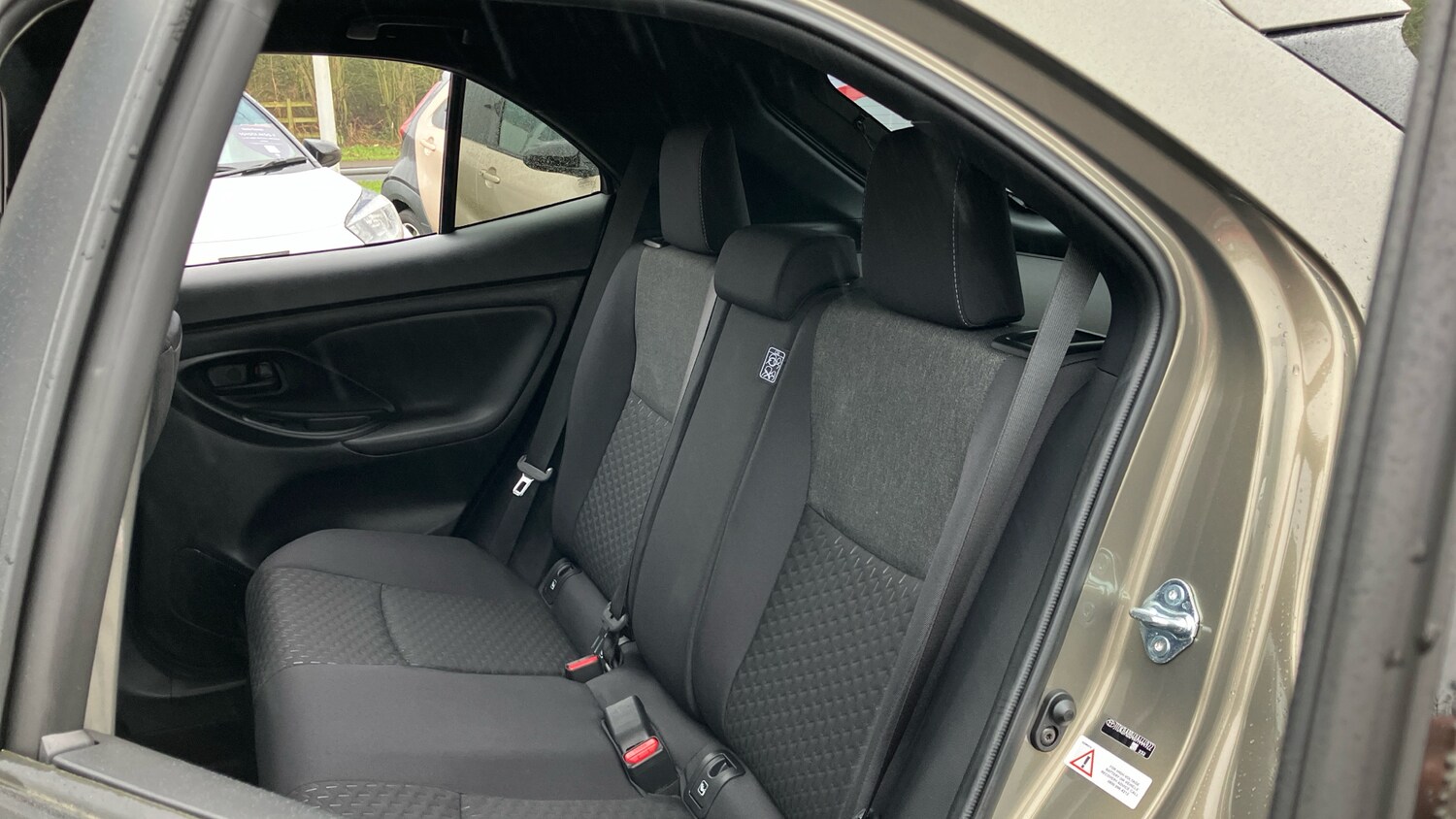 Used Toyota Yaris Cross 2024 for sale - 77528527: Photo 43